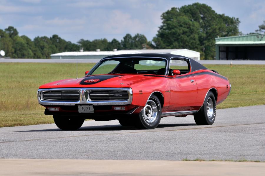  Dodge Charger Super Bee Hemi 1971 года  (фото 3 из 20)
